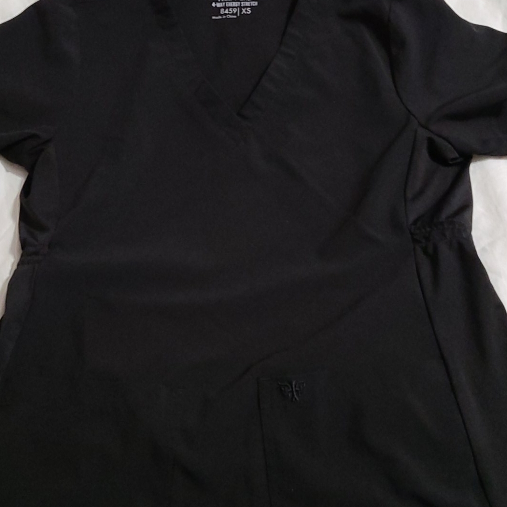 Med couture plus one maternity scrubs